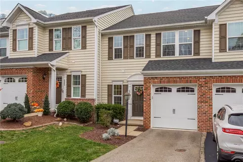 5244 Lantern Hill Ext, Pittsburgh, PA 15236