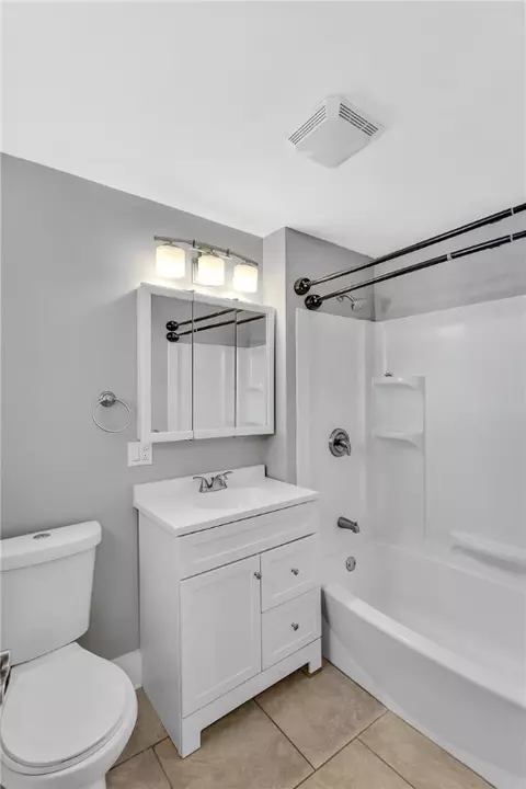 Bath - 303 Maple St, Irwin, PA 15642 photo 1 of 3