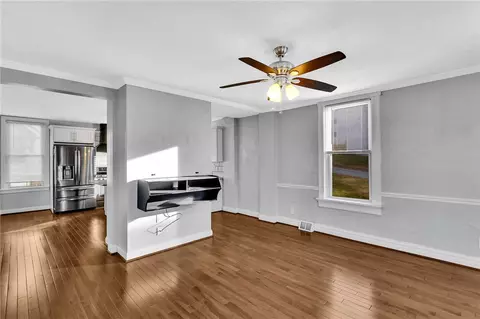 Living - 303 Maple St, Irwin, PA 15642 photo 2 of 5