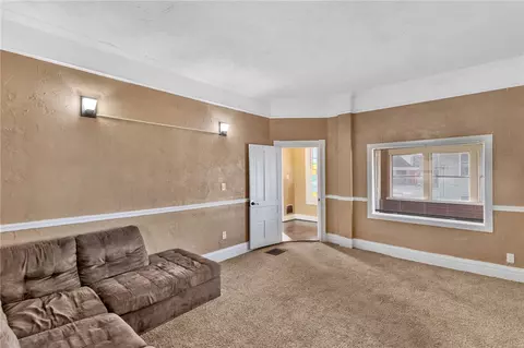 Living - 303 Maple St, Irwin, PA 15642 photo 5 of 5