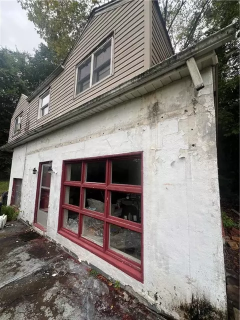 2428 Saxonburg Blvd, Cheswick, PA 15024