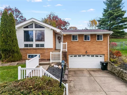 351 Middlegate Dr, Bethel Park, PA 15102
