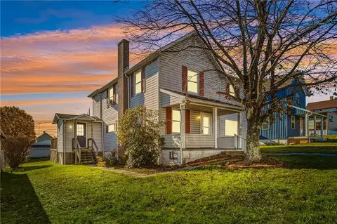 36 3rd St, Cairnbrook, PA 15924