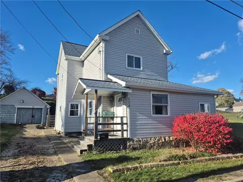 204 Ridge Ave, Derry, PA 15627