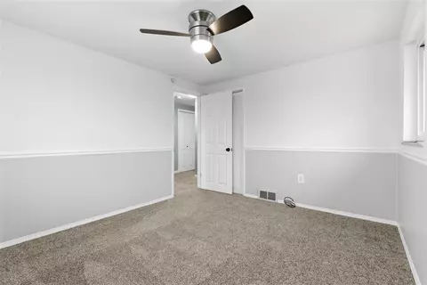 111 Crest Dr, Monaca, PA 15061 photo 15