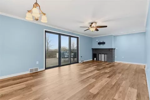 111 Crest Dr, Monaca, PA 15061 photo 10