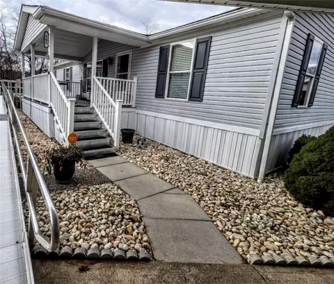 105 Eagle Pointe Ests, New Eagle, PA 15067 photo 4