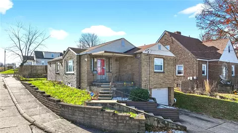894 Toman Ave, Clairton, PA 15025