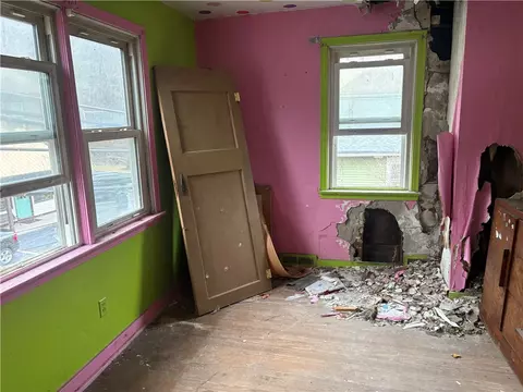 Bedroom - 3127 Millers Run Rd, Cecil, PA 15321 photo 3 of 3