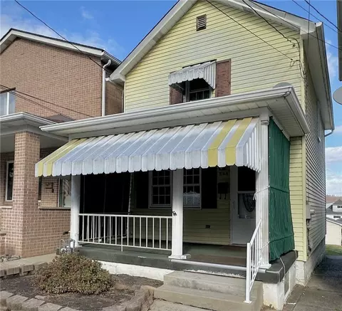 316 12 Emerson St, Vandergrift, PA 15690