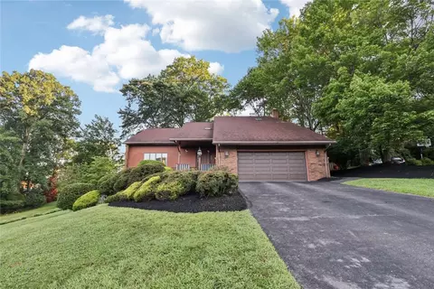 293 Lancewood Pl, Greensburg, PA 15601