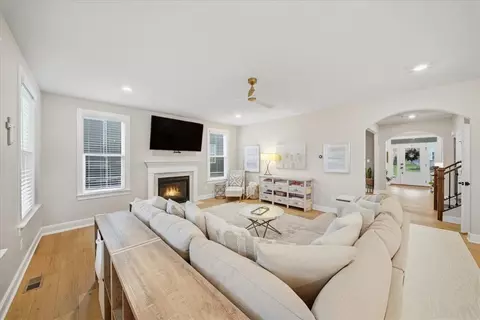 321 Crest Ln, Mars, PA 16046 photo 6