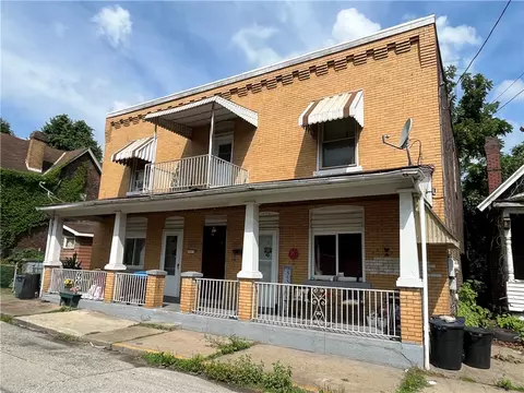 1515 Terrace St, Braddock, PA 15104