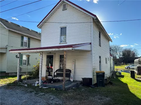 425 Somers St, Pricedale, PA 15072