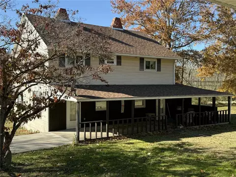 708 Main St, Masontown, PA 15461