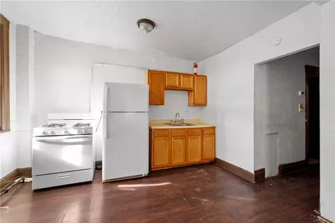 3 Camp Ave, Braddock, PA 15104 photo 6