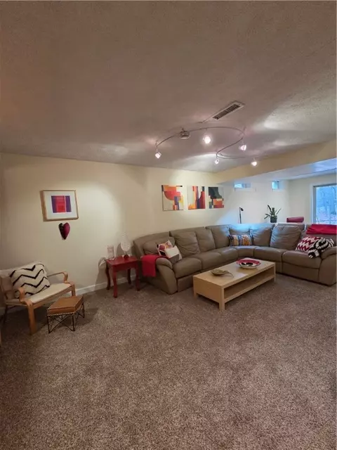 2001 Buckingham Dr, Mars, PA 16046 photo 34