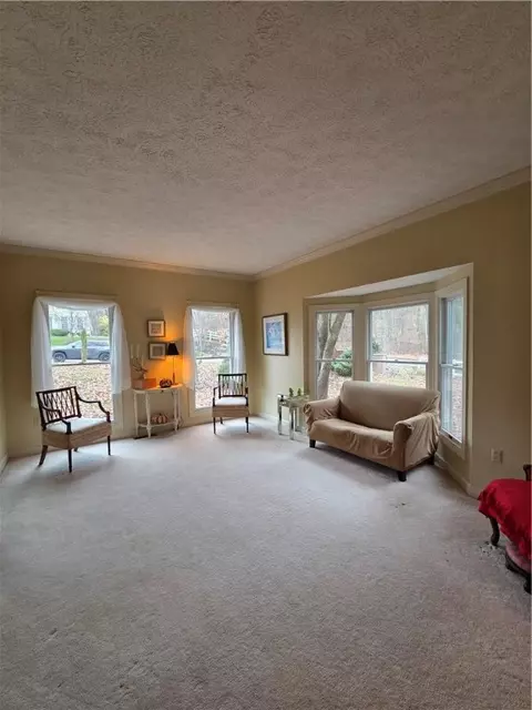 2001 Buckingham Dr, Mars, PA 16046 photo 10