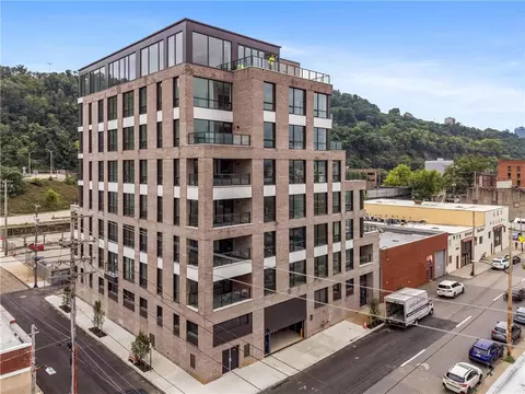 2330 Penn Ave #203, Pittsburgh, PA 15222