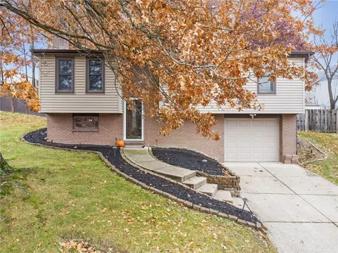 467 Rosanne Dr, Verona, PA 15147