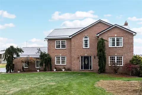 223 Balsinger Rd, Uniontown, PA 15401