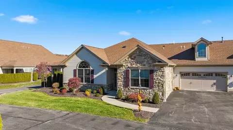 4003 Abbie Ln, Aliquippa, PA 15001