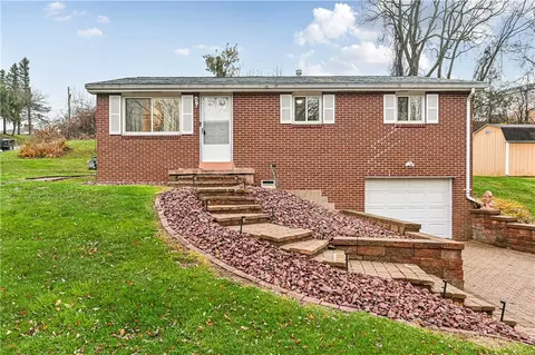 881 Iris Dr, Irwin, PA 15642