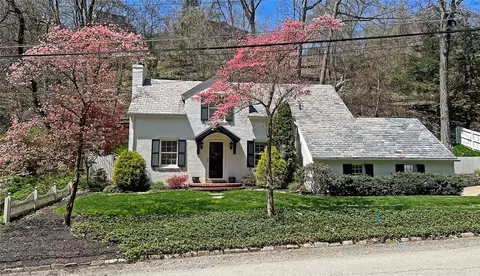 401 Valley Dr, Pittsburgh, PA 15215