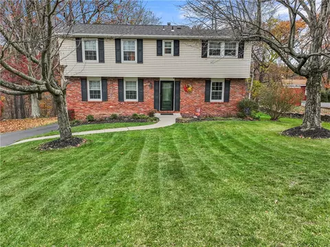 130 Tory Rd, Coraopolis, PA 15108