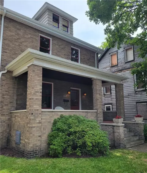 1204 Church St, Ambridge, PA 15003