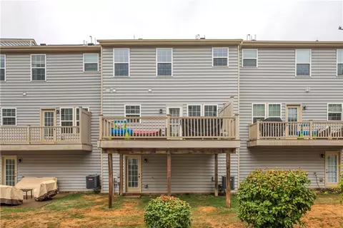 Exterior - 1304 Pointe View Dr, Mars, PA 16046 photo 5 of 5