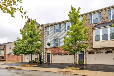 Exterior - 1304 Pointe View Dr, Mars, PA 16046 photo 2 of 5