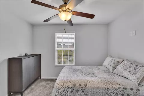 Bedroom - 1304 Pointe View Dr, Mars, PA 16046 photo 3 of 4