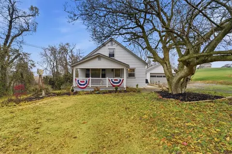 2001 Ridge Rd, Finleyville, PA 15332