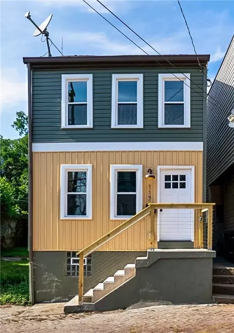 117 Fountain St, Allegheny, PA 15212