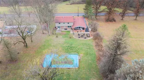 170 Eisaman Rd, Irwin, PA 15642 photo 40