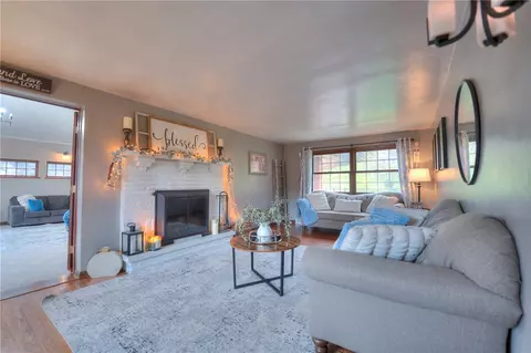 170 Eisaman Rd, Irwin, PA 15642 photo 8
