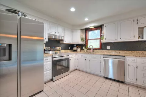 170 Eisaman Rd, Irwin, PA 15642 photo 15