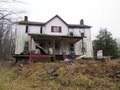 1047 Cinder Rd, Dunbar, PA 15431