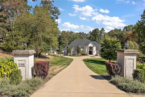 116 Mirage Dr, Cranberry Township, PA 16066