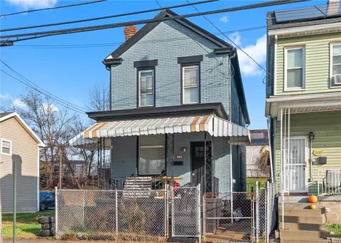 310 5th Ave, Braddock, PA 15104