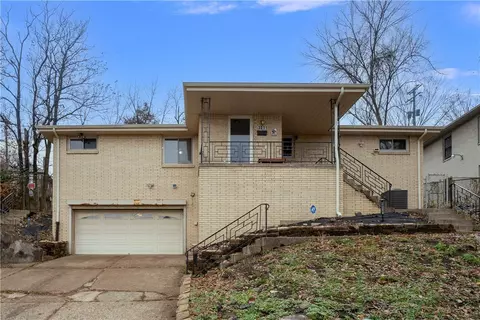 3011 Perrysville, Pittsburgh, PA 15214