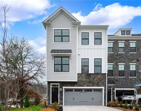 111 Quail Run Rd At Camden Vlg, Venetia, PA 15367