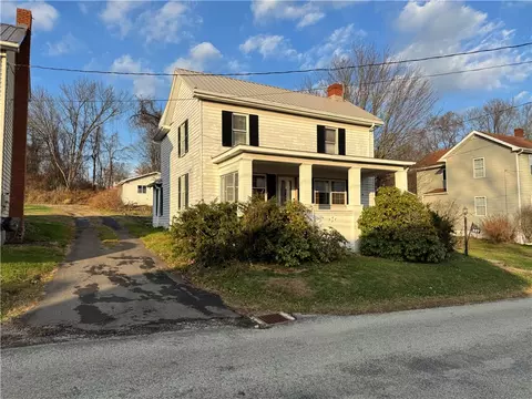 327 Rocktown Rd, Tarrs, PA 15688