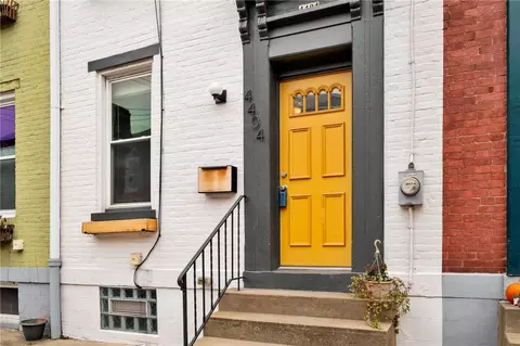 4404 Davison, Pittsburgh, PA 15201