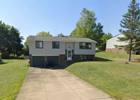 148 Sherwood Dr, Monaca, PA 15061
