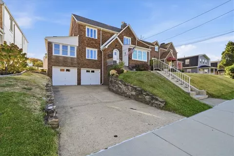 4635 Main St, Homestead, PA 15120