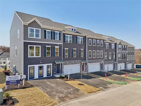 401 Cherry Tree Dr, Butler, PA 16001