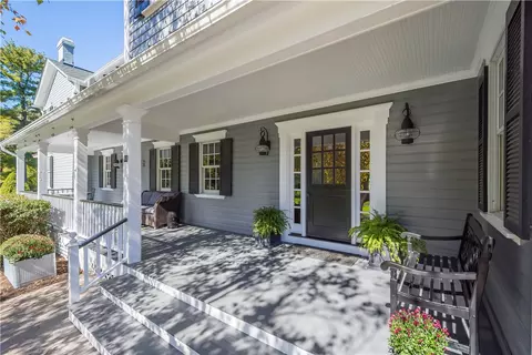 93 Pink House Ln, Sewickley, PA 15143