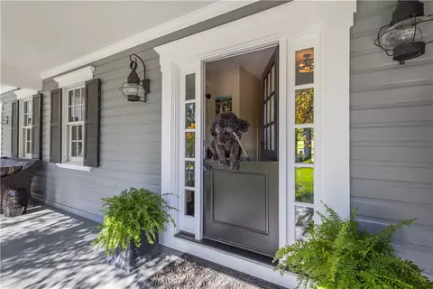 93 Pink House Ln, Sewickley, PA 15143